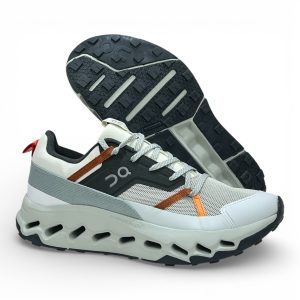 On Cloud Horizon Gray