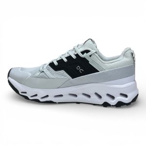 On Cloud Horizon White-Black